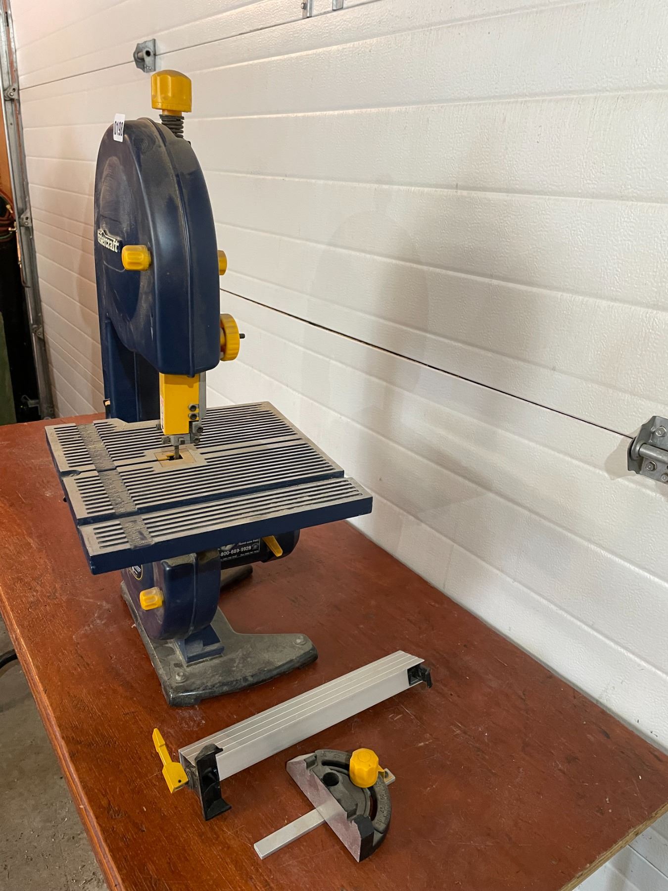 Mastercraft 7.5" Electric Band Saw Model 5567226 Beck Auctions Inc.