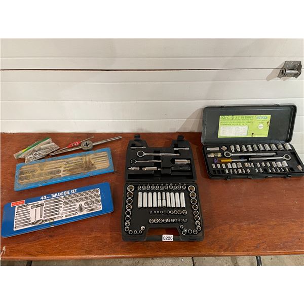 Tap and Die Set x2 - Socket Set x2