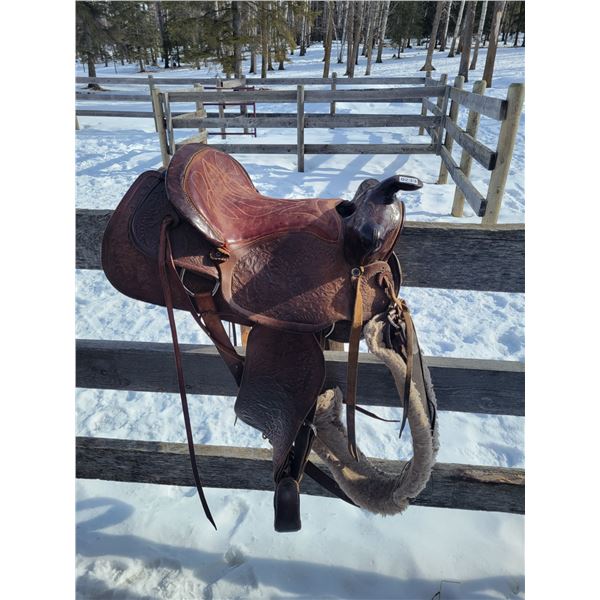 Pleasure Riding Saddle 15" From Cinch Welsh's Saddlery with Stirrups
