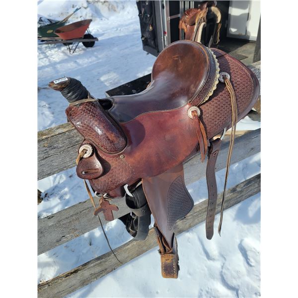 Mike Simard Hand Made Roping Saddle 15" - Stirrups with Cinch - Breast Collar