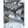Image 6 : Mike Simard Hand Made Roping Saddle 15" - Stirrups with Cinch - Breast Collar