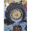 Image 13 : Allis-Chalmers D19 Turbo Diesel Tractor (Antique) with Bucket, Forks & Chains - Needs Repair...