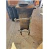 Image 5 : Kitchen Heater Wood Stove Model C with Chimney