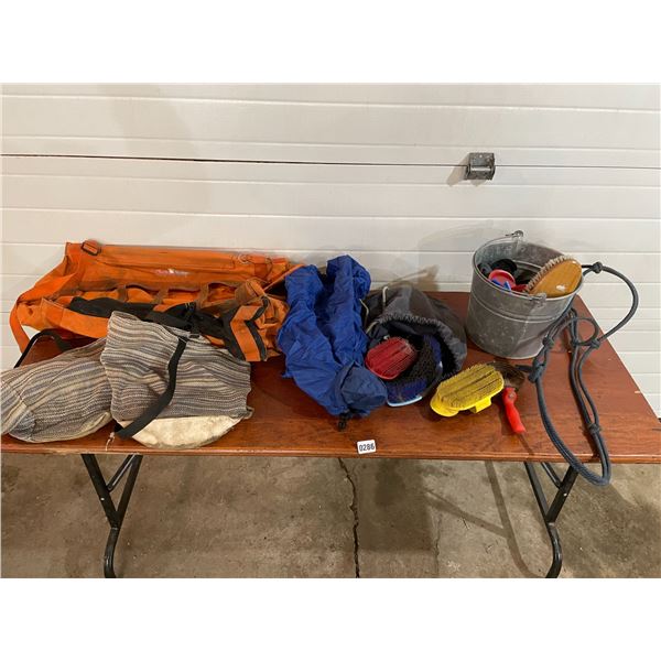 Hay Bag - Saddle Cover - Grooming Kit - Oat Bags x2 - Rope Halter