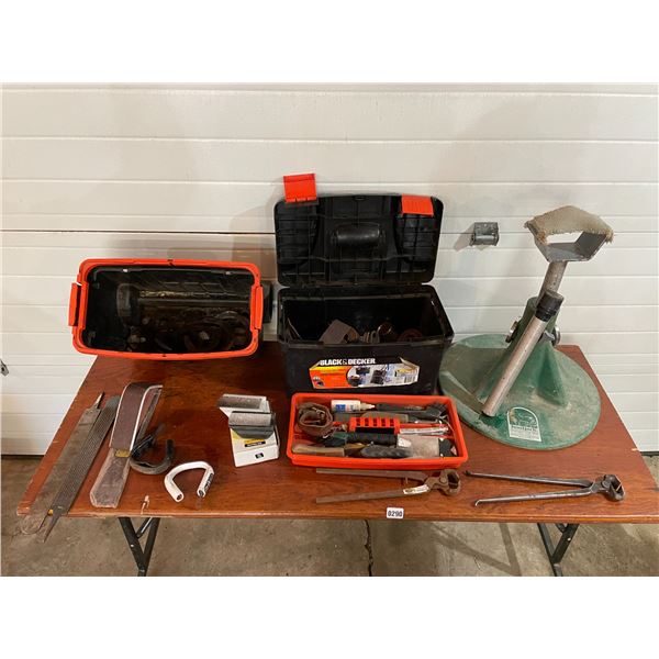 Ferrier Equipment & Hoof Jack with Black & Decker Work Case