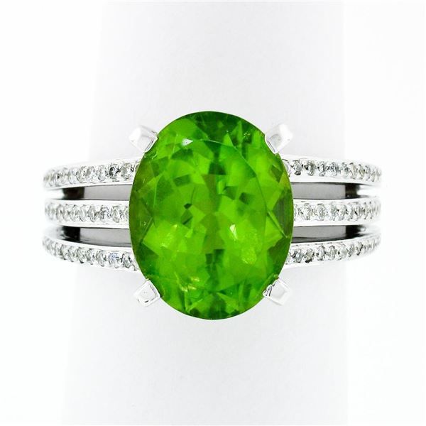 18K White Gold 4.74 ctw Oval Peridot Solitaire & Diamond Double Split Shank Ring