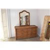 Image 1 : 6 DRAWER DRESSER (59" L X 21" D)