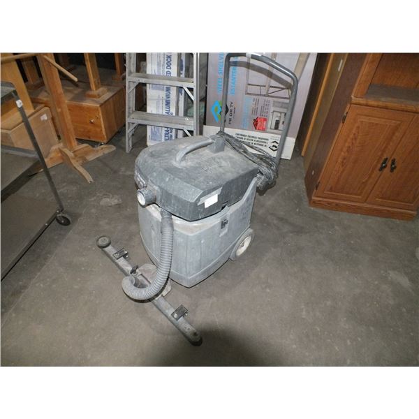 Commercial Floor Vacuum