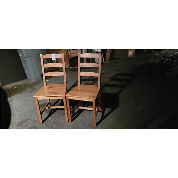 Chairs & Cutter Cat B