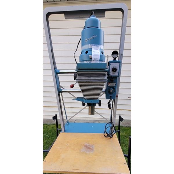 Enlarger Cat C