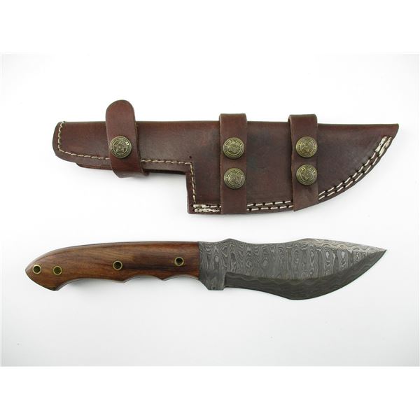 DAMASCUS STYLE HUNTING KNIFE