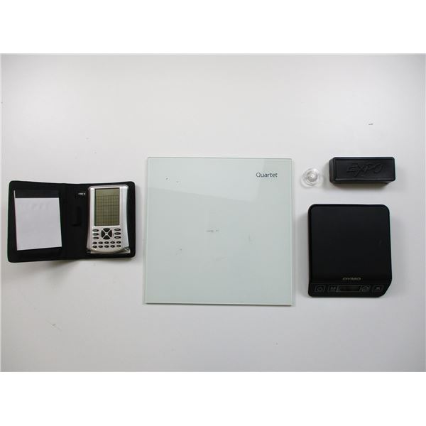 GUARTET GLASS WHITE BOARD ETC