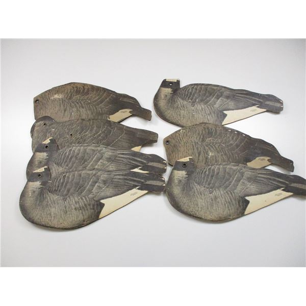 FOLDING CANADIAN GOOSE DECOYS