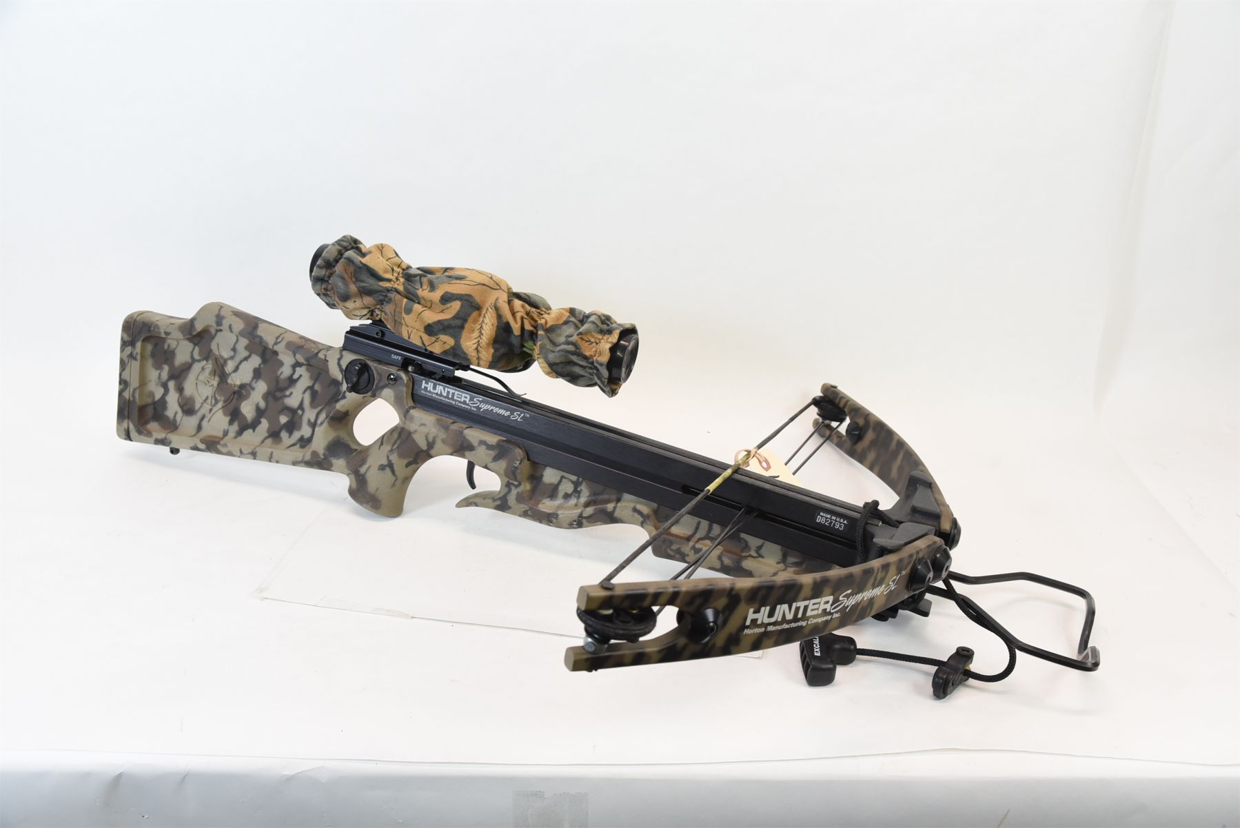Horton Hunter Supreme SL Compound Crossbow w/ Scope & Quiver