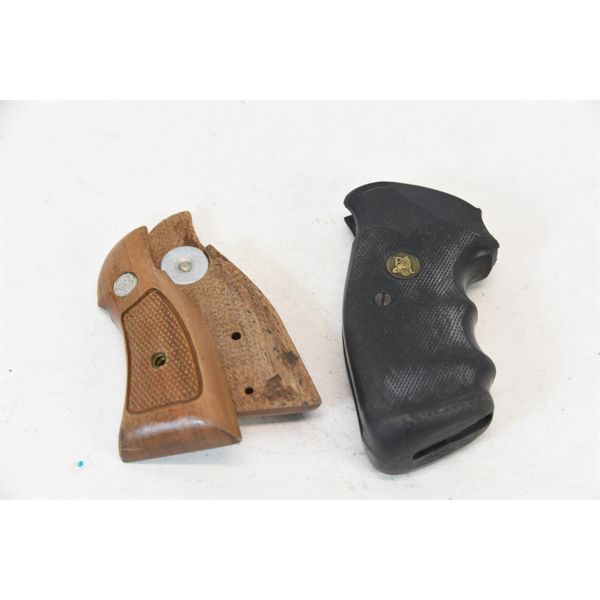 Lot of 2 Grips