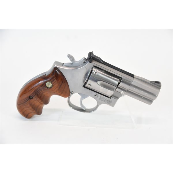 Smith & Wesson Model 686-3 Revolver