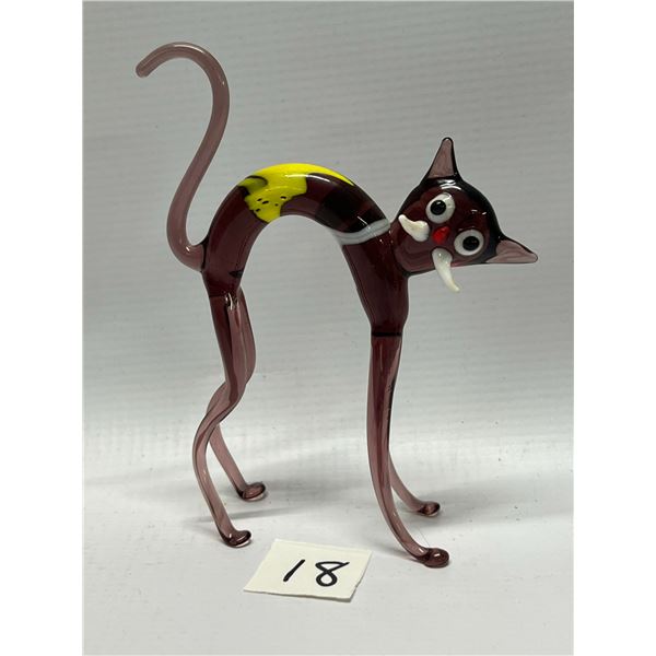 Art Glass Cat Figurine - Murano? Approx: 5"T 4"W