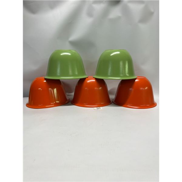5 Vintage Duraware Canada Melmac Snack Bowls Approx: 3.75"T 6.5"W
