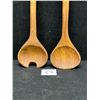 Image 2 : Mid Century Teak/Walnut Salad Spoons / Tongs 12"