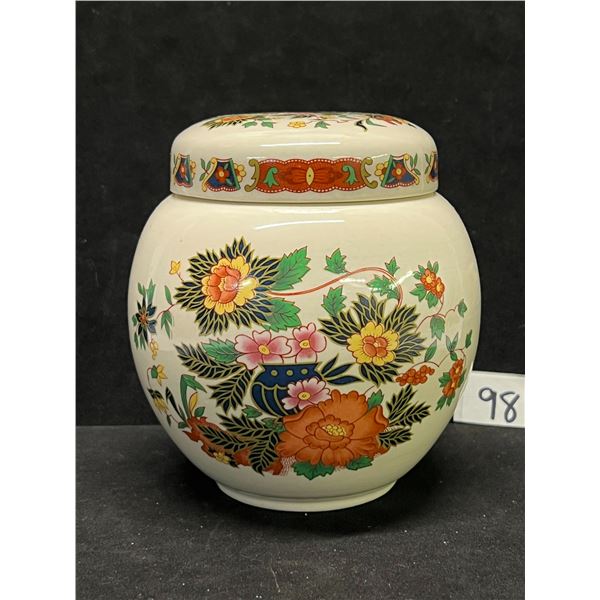 Vintage Sadler England Lidded Jar (small lid chip, see photos) Approx: 5"T & 5"W