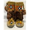 Image 1 : First Nations Beaded Footwear Mukluks (Foot approx: 9x3.5" & 12"T)