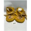 Image 1 : First Nations Beaded Footwear Small / Childs (Foot Approx: 6.25x3")