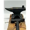 Image 2 : Small Canada Forge Cast Iron Anvil & Hammer Nut cracker (base is 6x3.5")