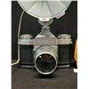 Image 8 : Zeiss Ikon Contaflex w/folding-mite Flash unit