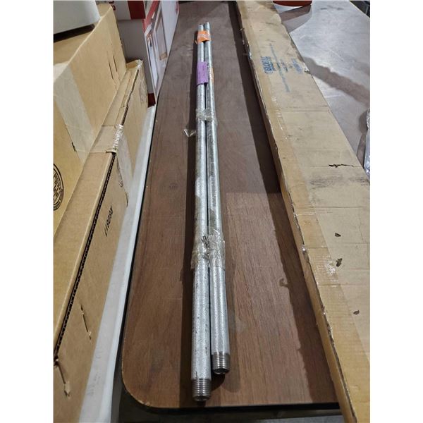 Lot of 2 galvanized threaded pipe 3/4 x 6ft