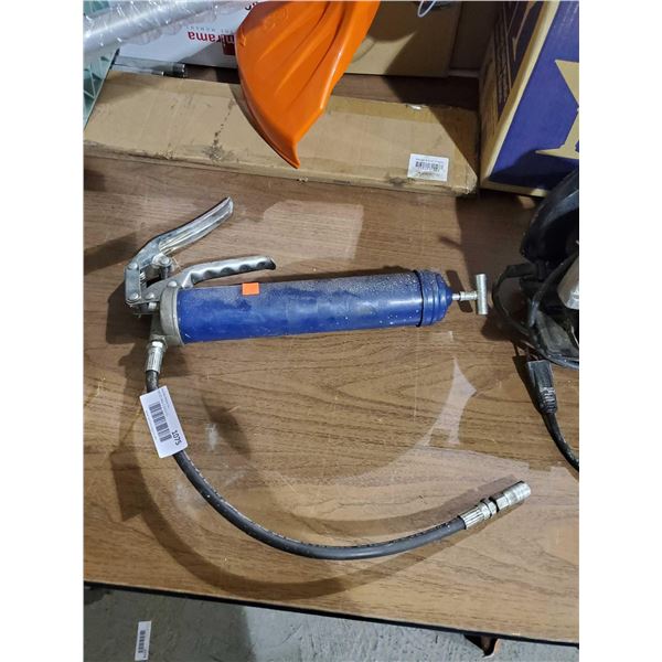 *SOLD AS IS* Manual Grease Gun