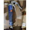 Image 3 : *SOLD AS IS* Manual Grease Gun