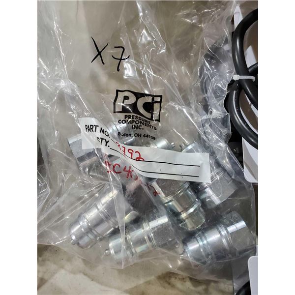 Lot of 7 Quick Coupling hydraulic quick connects