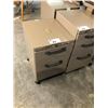 Image 2 : KNOLL 2 DRAWER BOX FILE MOBILE PEDESTAL