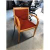 Image 2 : KEILHAUER ORANGE/MAPLE FRAME CLIENT CHAIR