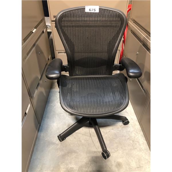 Herman miller aeron front tilt Clearance