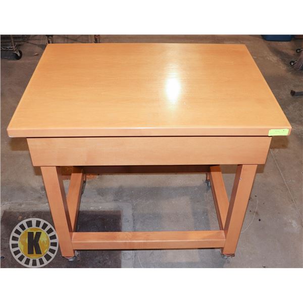 WOODEN MERCHANDISER TABLE 39" X 29.5" X 36"