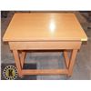 Image 1 : WOODEN MERCHANDISER TABLE 39" X 29.5" X 36"