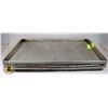 Image 1 : LOT OF 5 FULL SIZE BAKING SHEET