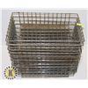 Image 1 : LOT OF 10 WIRE MESH BASKET 23" X 14.5" X 5.5"