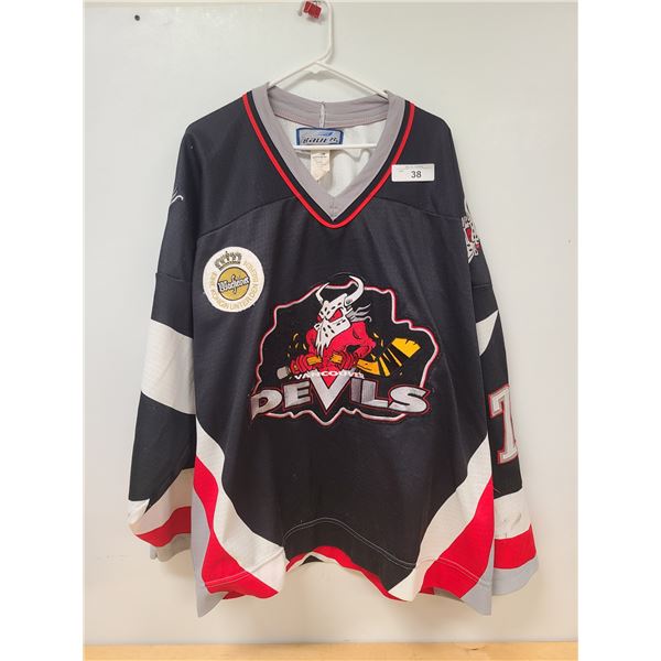 VANCOUVER DEVILS HOCKEY JERSEY XXL