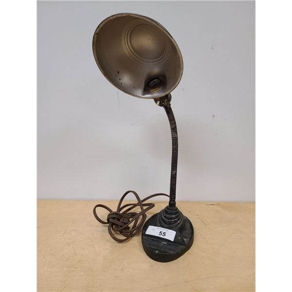ANTIQUE EAGLE DESKTOP LAMP