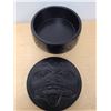 Image 2 : SMALL PEARLITE WEST COAST NATIVE CARVED ROUND TRINKET BOX