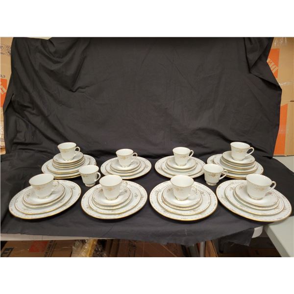 50 PIECE NORITAKE "KEEGAN" FINE CHINA SET