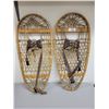 Image 1 : SET OF VINTAGE SNOWSHOES MADE BY CHESTNUT