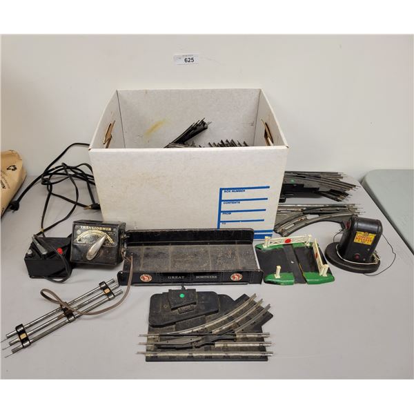 BOX LOT ASSORTED TRAIN TRACKS, & ACCESSORIES
