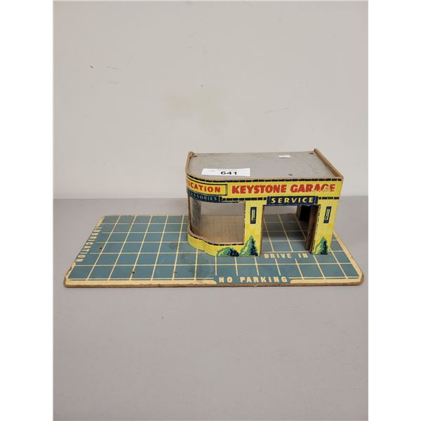 VINTAGE KEYSTONE GARAGE TOY ACCESSORY