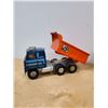 Image 2 : VINTAGE ERTL PRESSED STEEL DUMP TRUCK