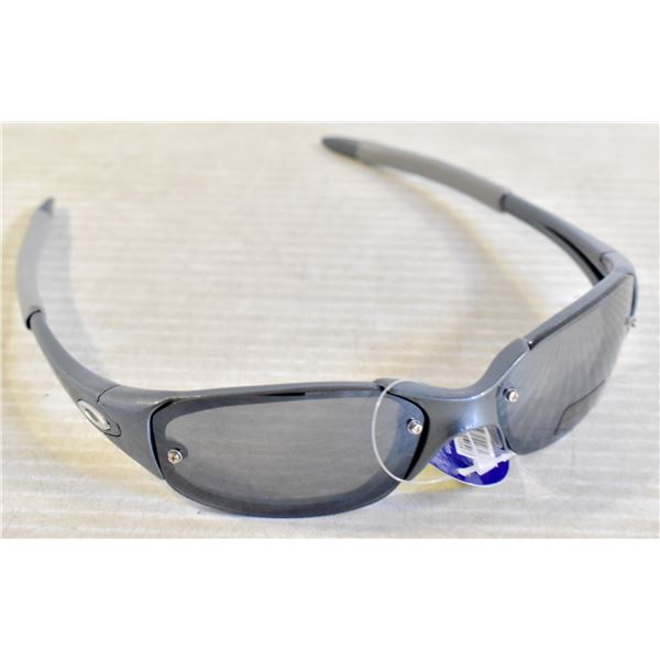 NEW 2 TONE GREY OAKLEY REPLICA