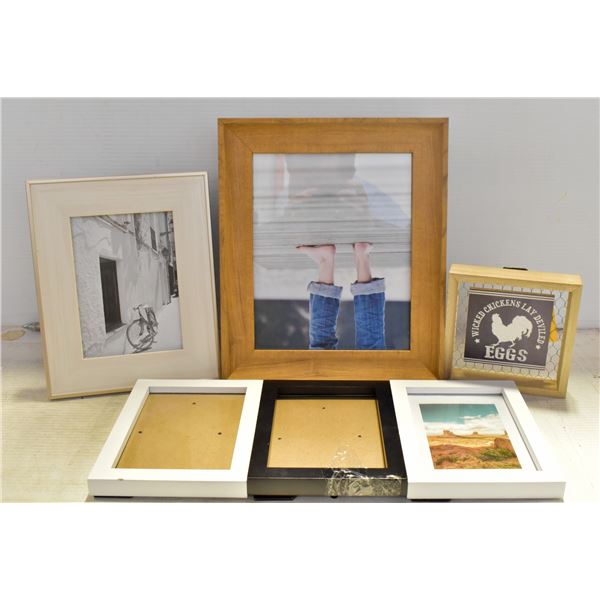 FLAT OF PICTURE FRAMES