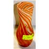 Image 1 : ORANGE AND WHITE ART GLASS VASE